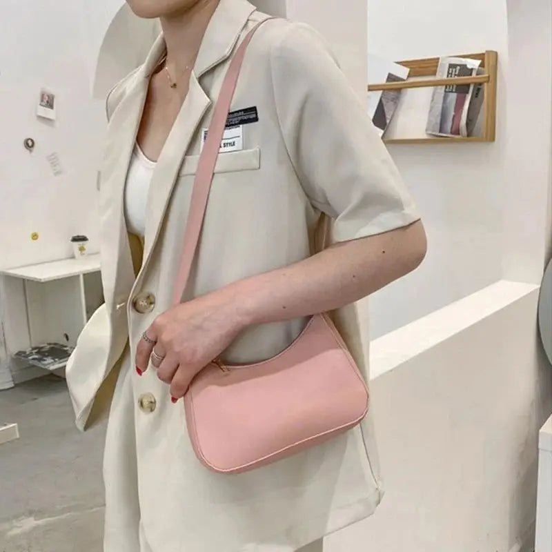 Fashionable and Trendy Solid-Color Handbag, Simple and New Small Square Bag, Stylish and High-Quality Single-Shoulder Armpit Bag