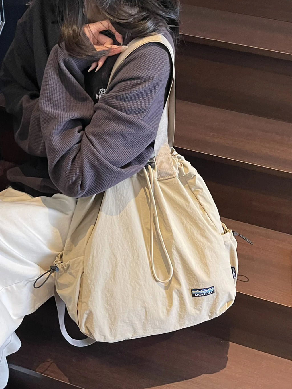 Handbag, solid color, minimalist style, large capacity, portable women's bag, minimalist style multifunctional backpack.
