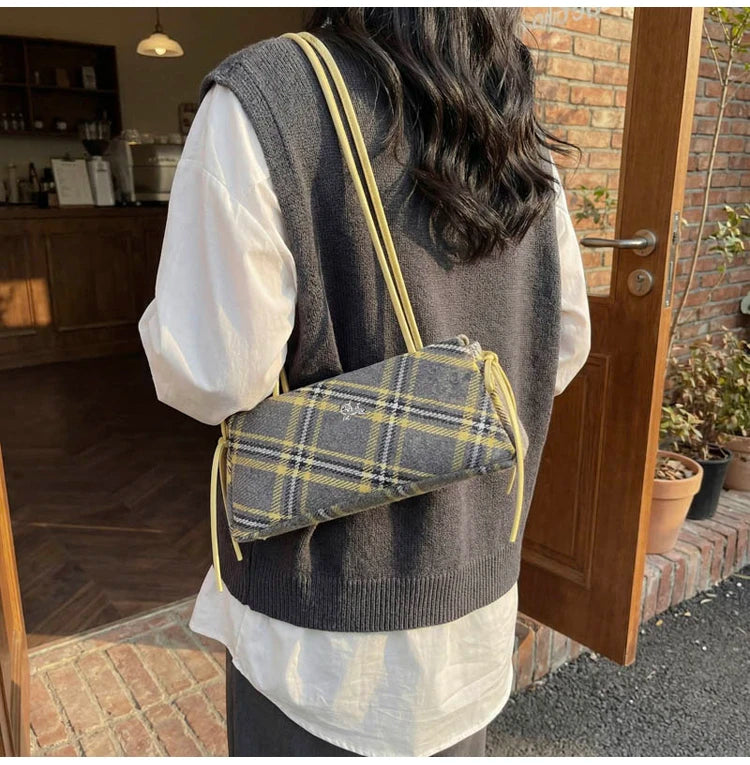 New Retro American Style Crossbody Bag Women's Handbag Fashionable Handheld Bag Casual Single Shoulder Bag Simple Style Handbag