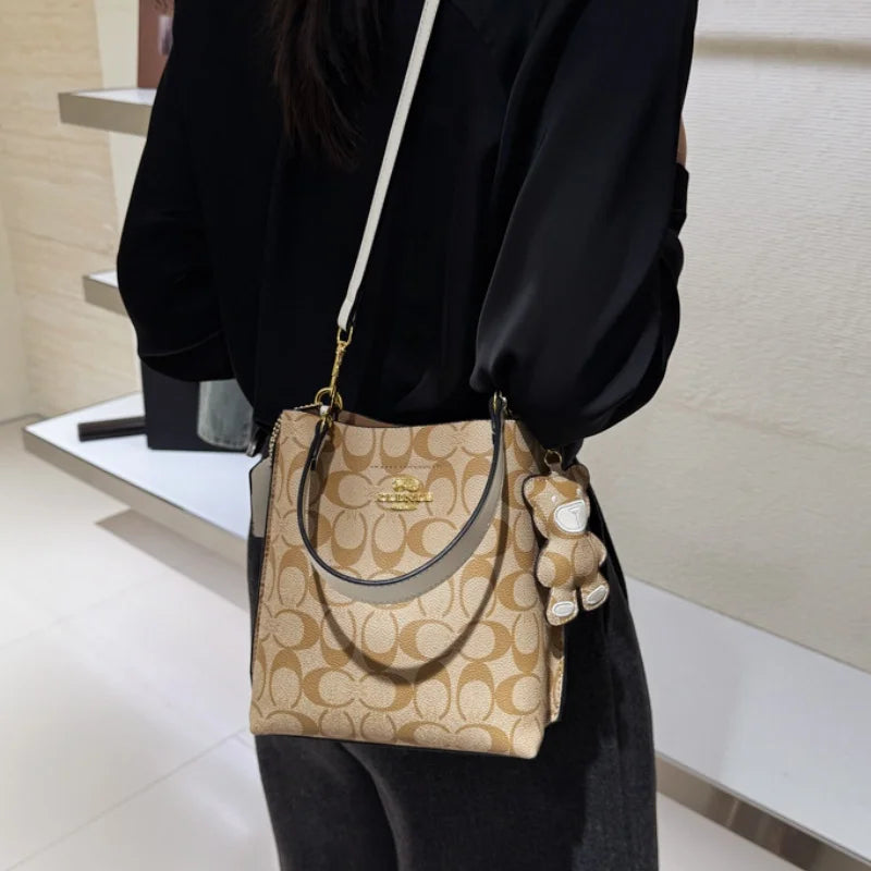 Fashionable style, elegant and luxurious handbag in the shape of a bucket, versatile and suitable for all occasions, single-shou